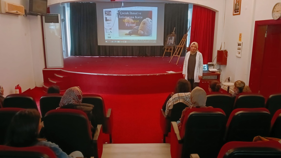 Velilerimize İhmal istismardan korunmaya yönelik Mahremiyet eğitimi semineri gerçekleştirilmiştir